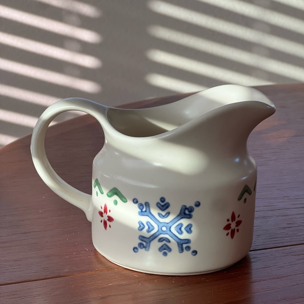 Pfaltzgraff Nordic Christmas Gravy server